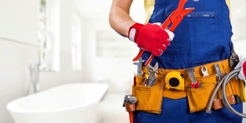 Como Evitar Golpes na Contratação de Encanador em Americana